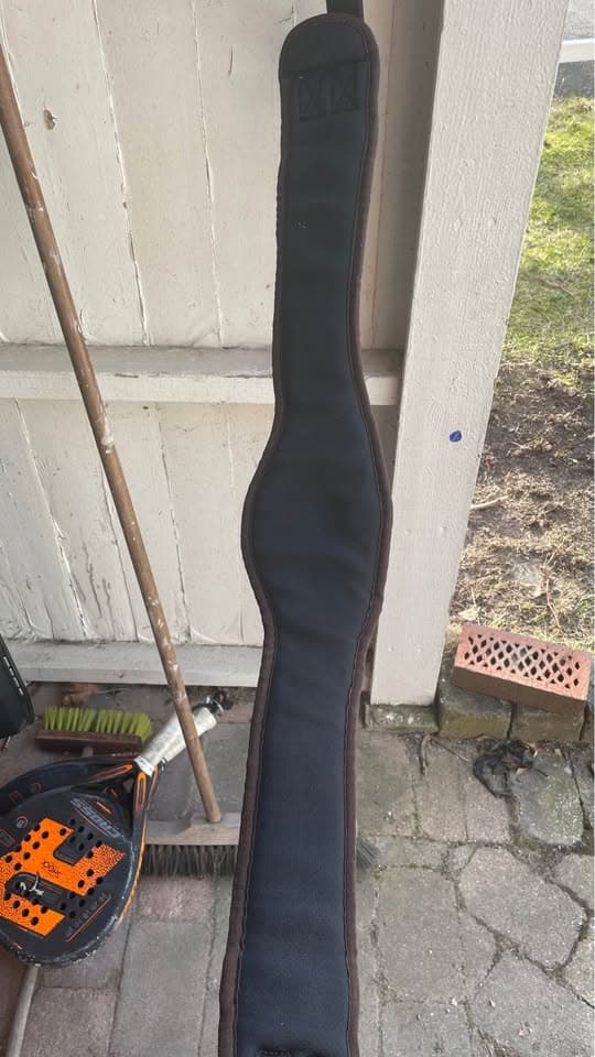 Bild 4 av Brun sadelgjord stl 130 