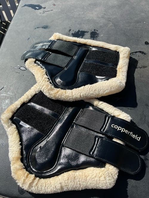 Bild av Svarta benkydd från copperfield strl cob
