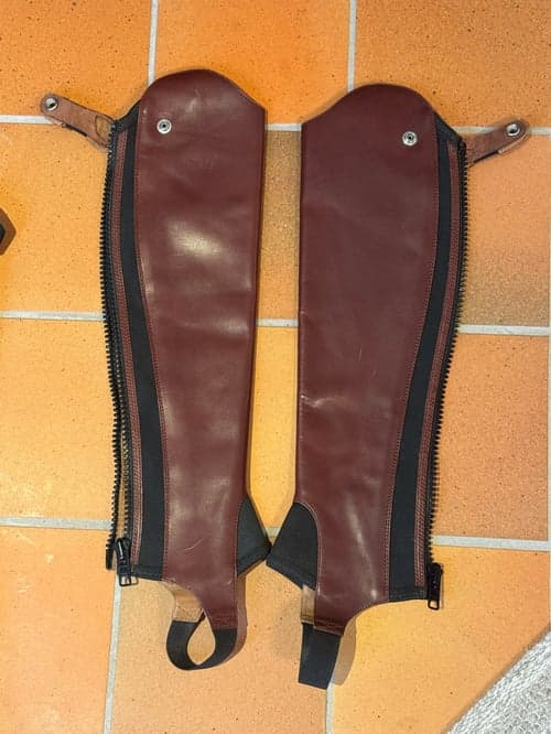 Bild av Bruna shortchaps