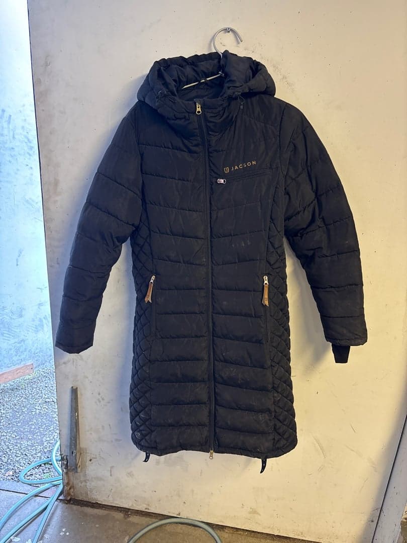 Bild 1 av Svart jacka från Jacson